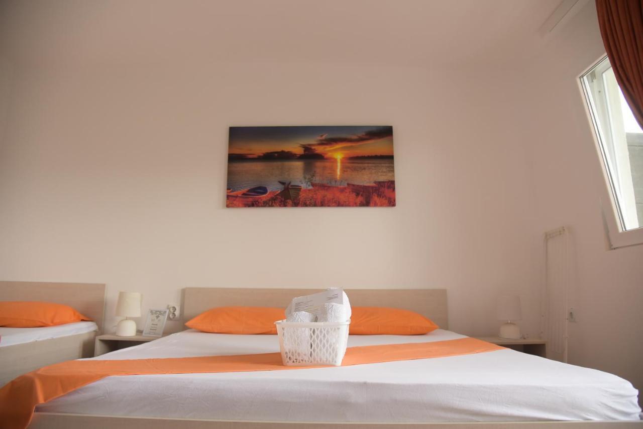 Apartments Villa Naumovi Dojran ภายนอก รูปภาพ