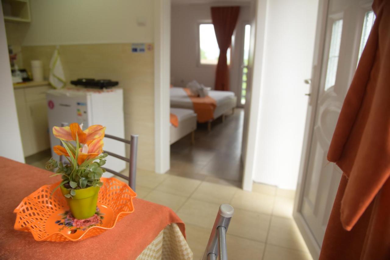 Apartments Villa Naumovi Dojran ภายนอก รูปภาพ