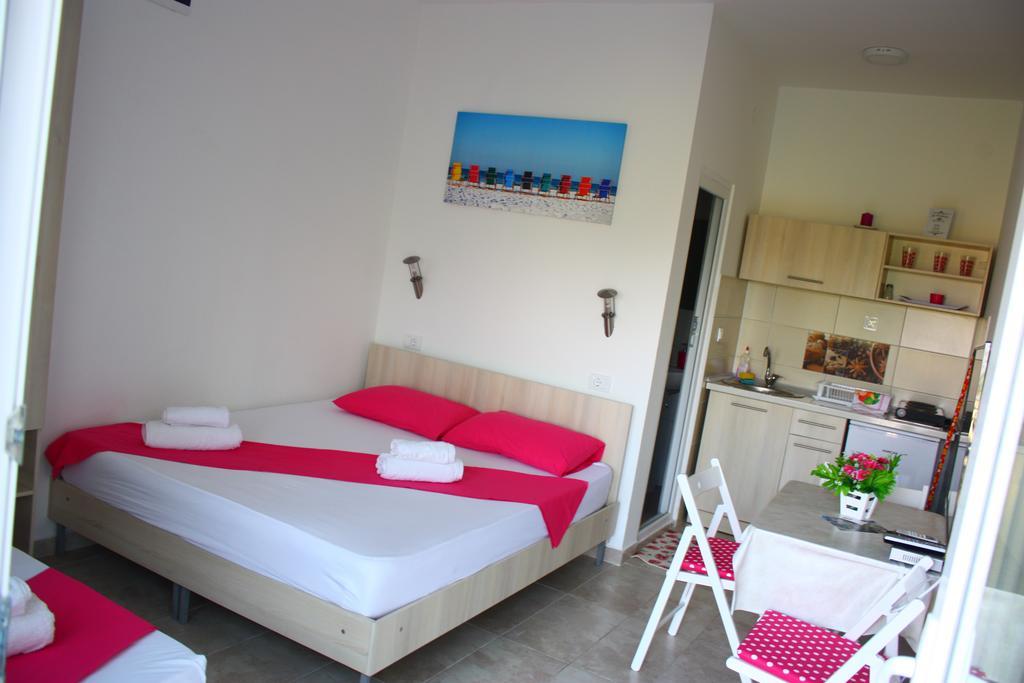 Apartments Villa Naumovi Dojran ภายนอก รูปภาพ